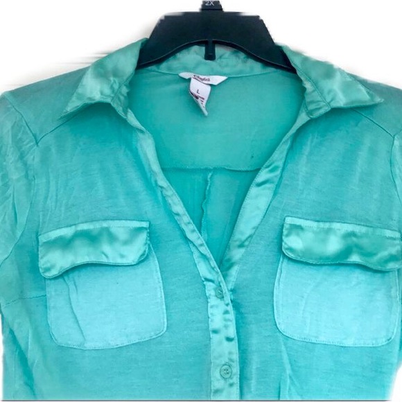 🍁 Candies L Teal Button Down shirt - Picture 6 of 7